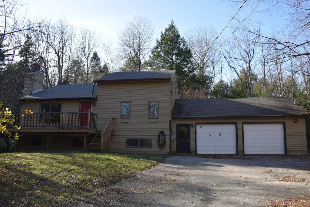 40 Sherwood Forest Drive Winthrop ME 04364