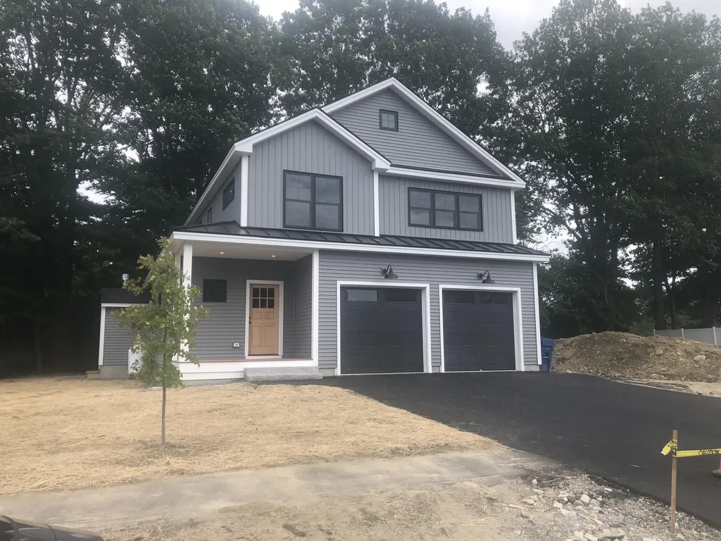 14 Abner Lane Portland ME 04103
