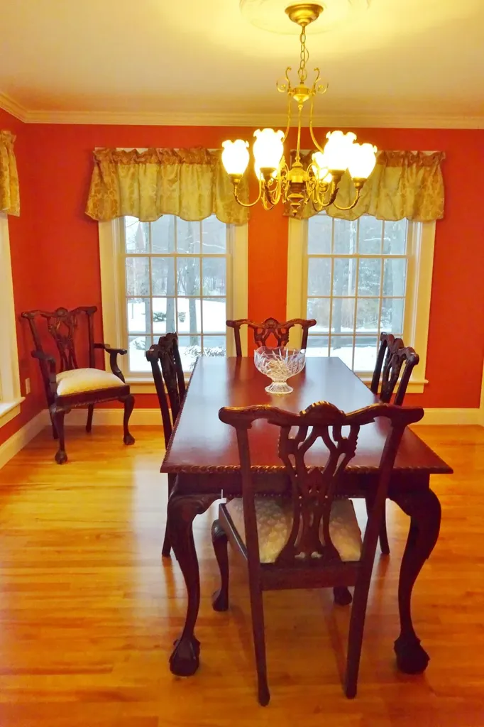 18 Hillside Drive Veazie ME 04401