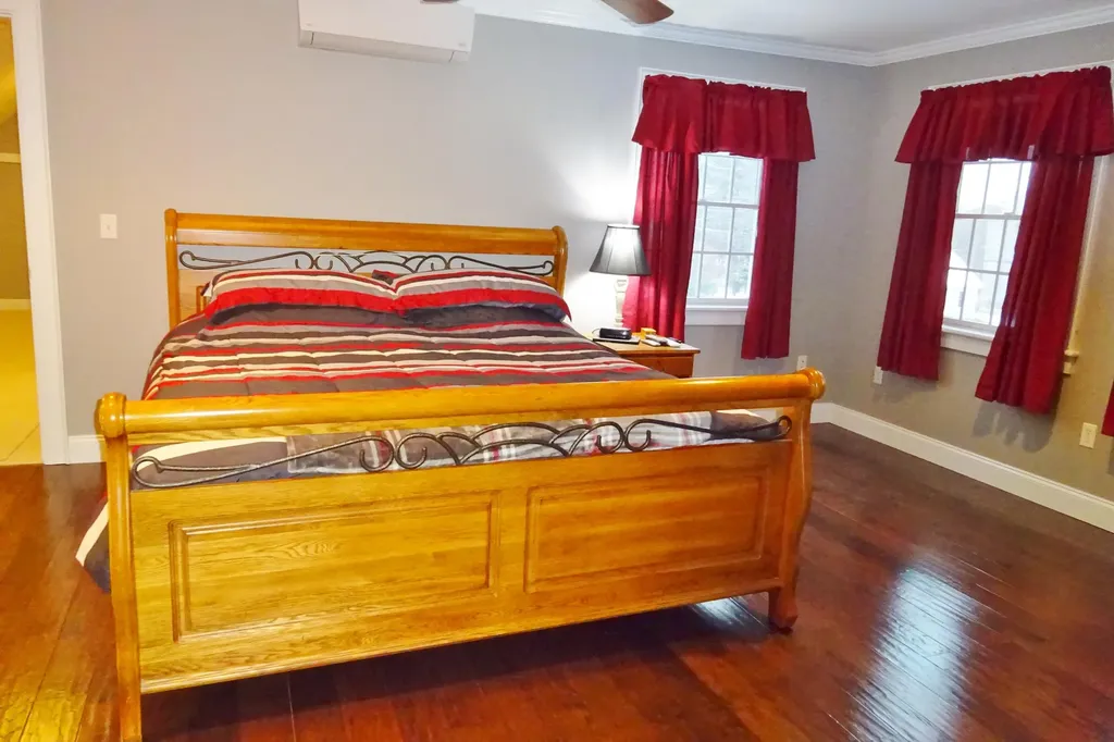 18 Hillside Drive Veazie ME 04401
