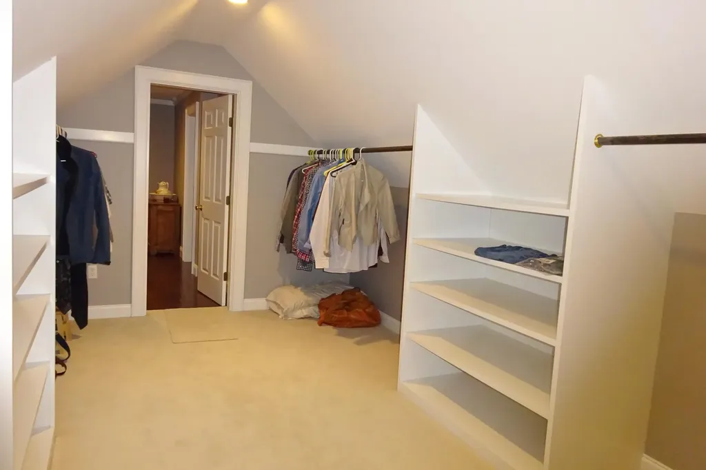 18 Hillside Drive Veazie ME 04401