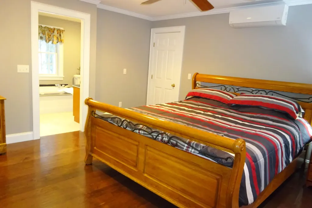 18 Hillside Drive Veazie ME 04401