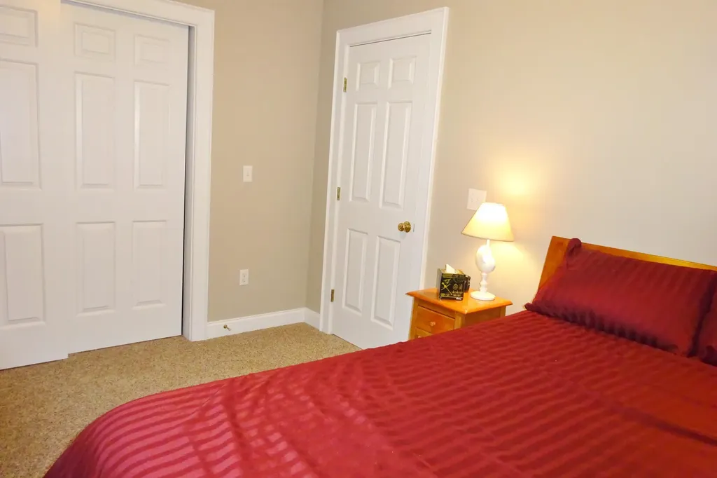 18 Hillside Drive Veazie ME 04401
