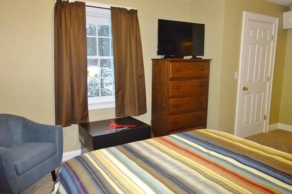 18 Hillside Drive Veazie ME 04401