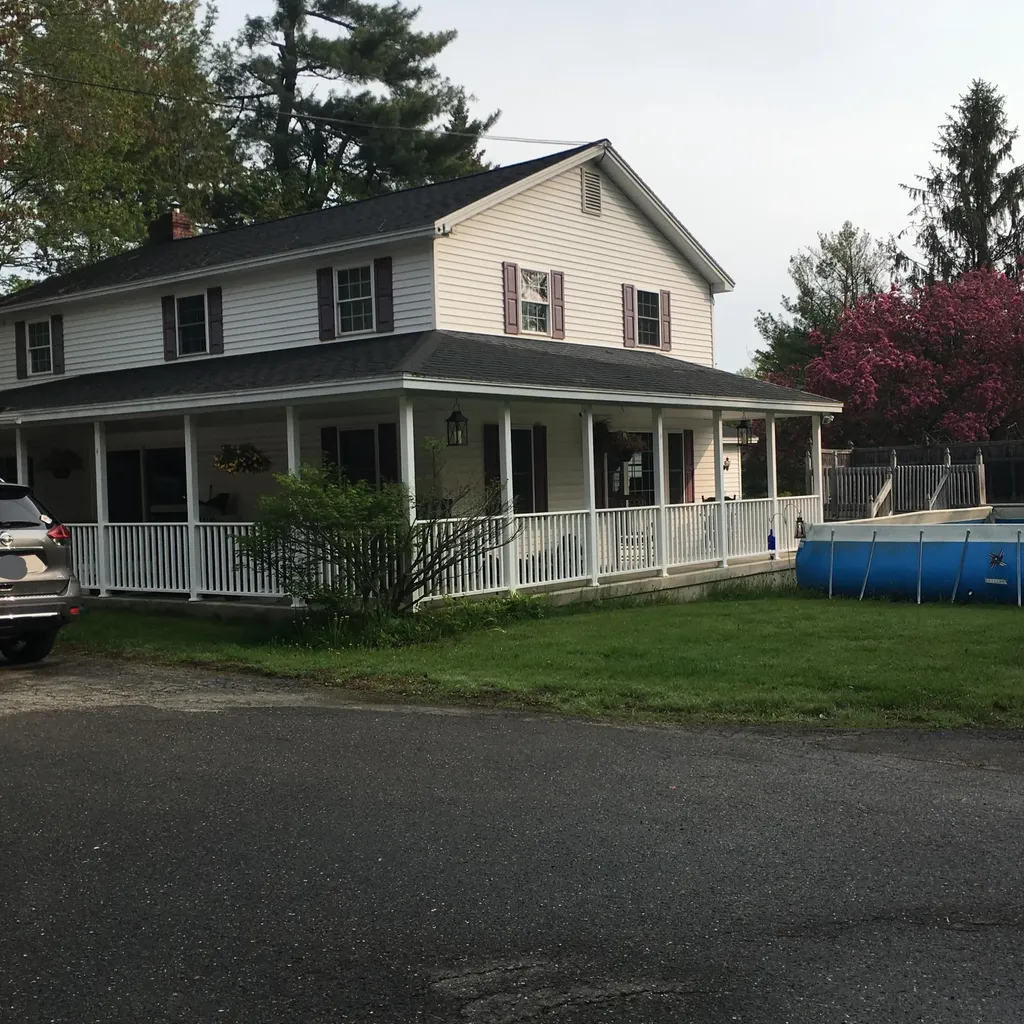 1932 Union Street Bangor ME 04401