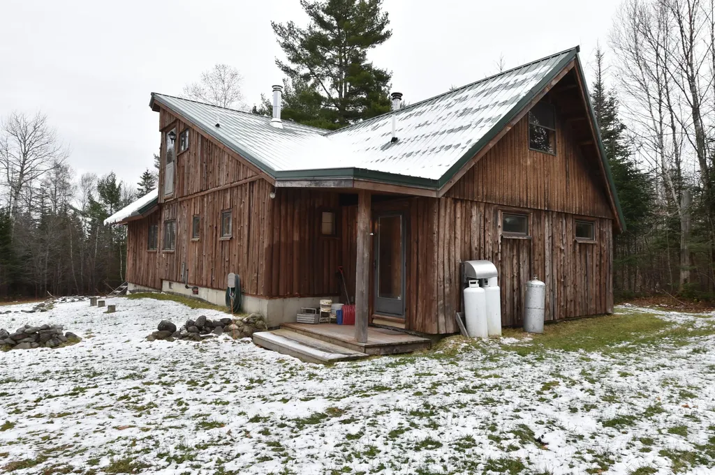 187 Tucker Ridge Road Webster Plt ME 04487