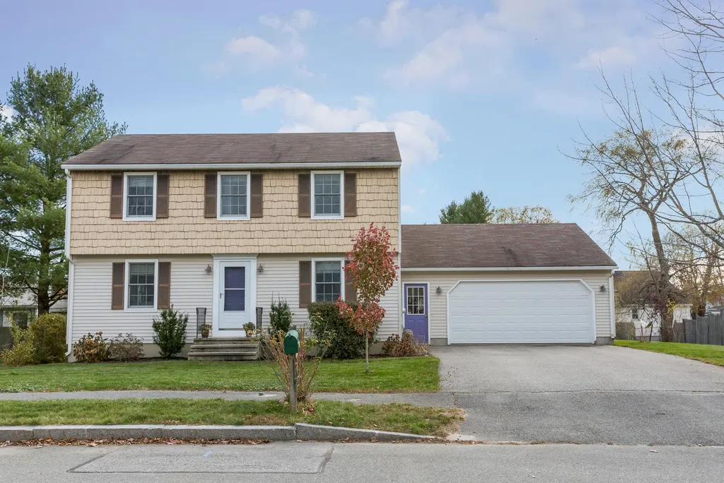 37 Felicia Lane Portland ME 04103