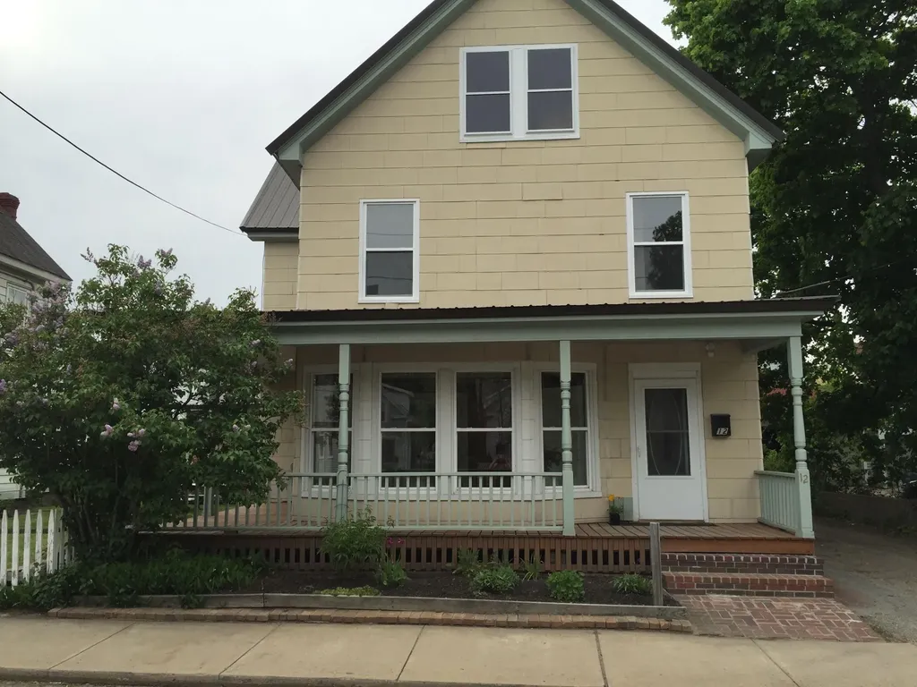 12 Bodwell Street Sanford ME 04073