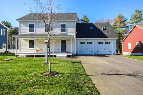110 Forest Glen Lane Topsham ME 04086