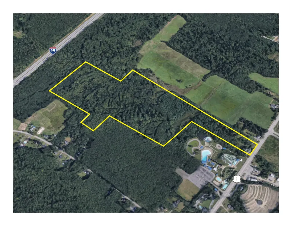 986 Portland Road Saco ME 04072