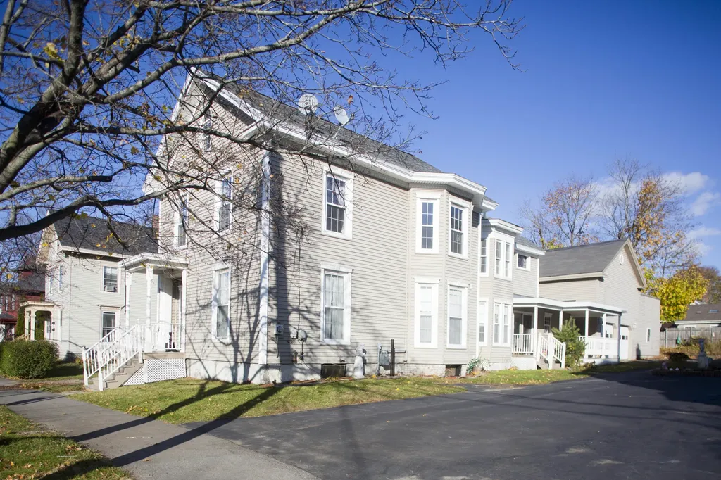 227 Essex Street Bangor ME 04401