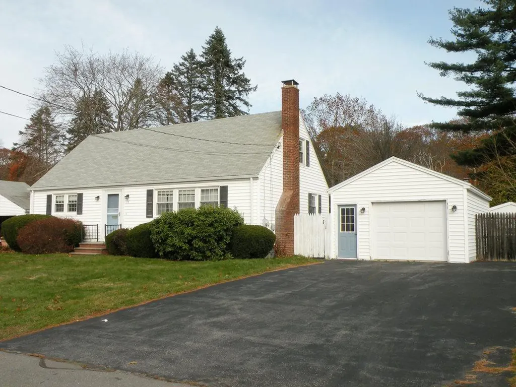 36 Four Winds Road Portland ME 04102