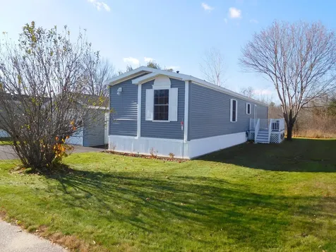 12 Fox Run Drive Lewiston ME 04240