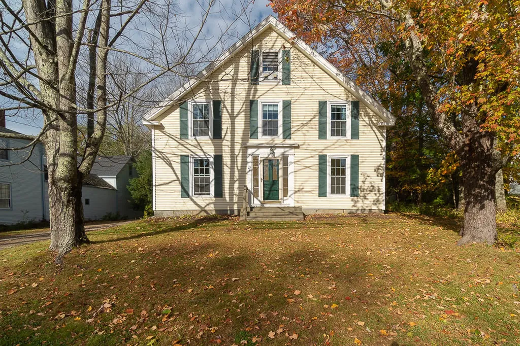 72 Federal Street Wiscasset ME 04578