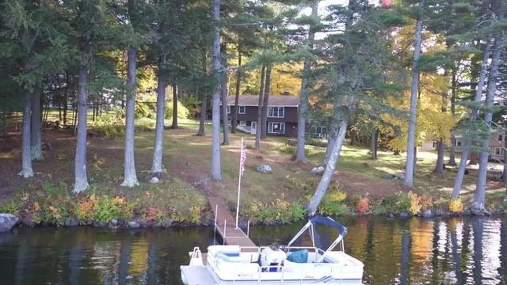 48 Lakeview Drive Readfield ME 04355