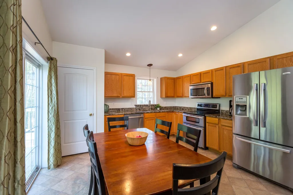 72 Autumn Drive Poland ME 04274