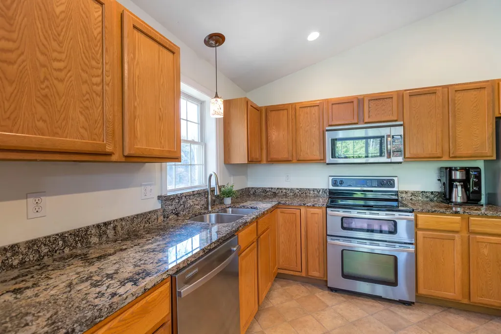 72 Autumn Drive Poland ME 04274
