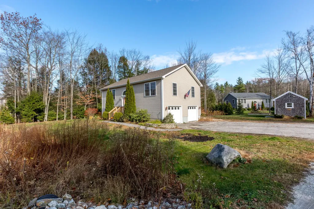72 Autumn Drive Poland ME 04274