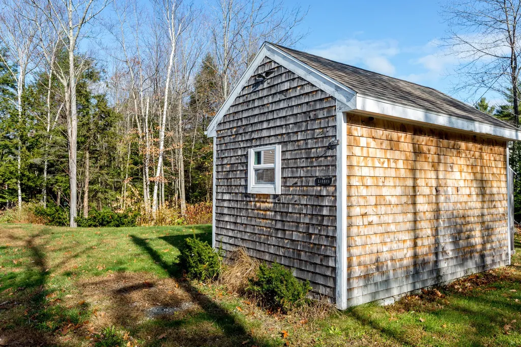 72 Autumn Drive Poland ME 04274