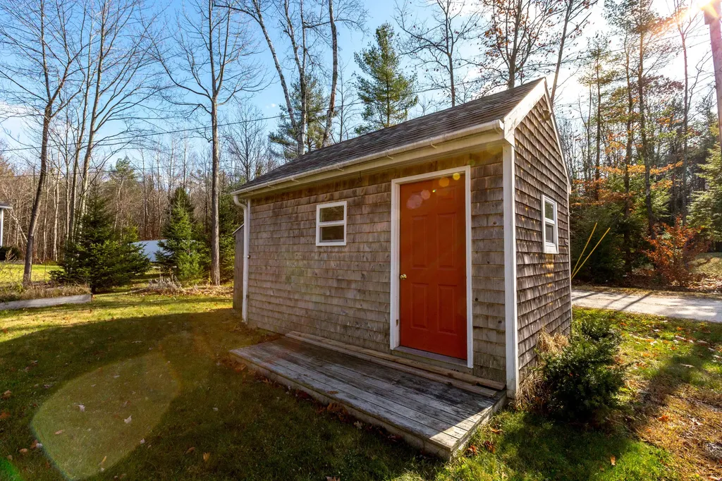 72 Autumn Drive Poland ME 04274