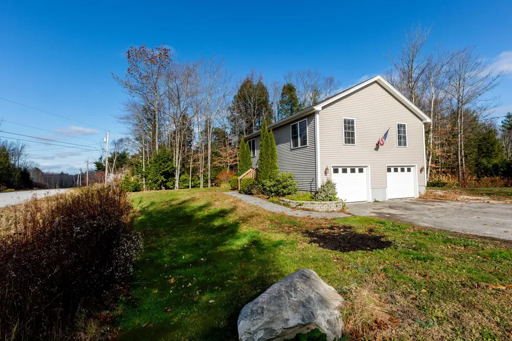 72 Autumn Drive Poland ME 04274