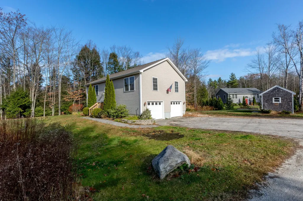 72 Autumn Drive Poland ME 04274