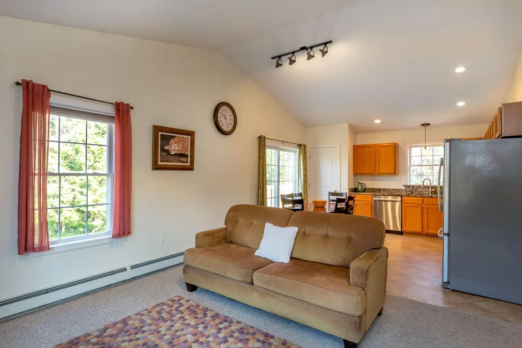 72 Autumn Drive Poland ME 04274