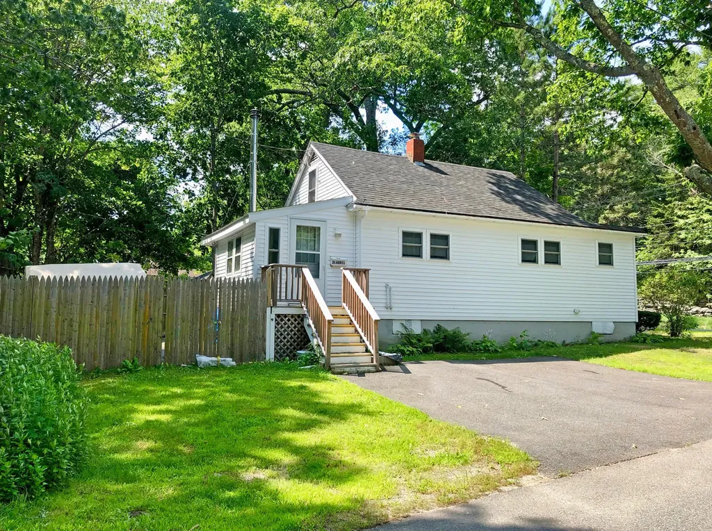 3 Laurel Street Ellsworth ME 04605