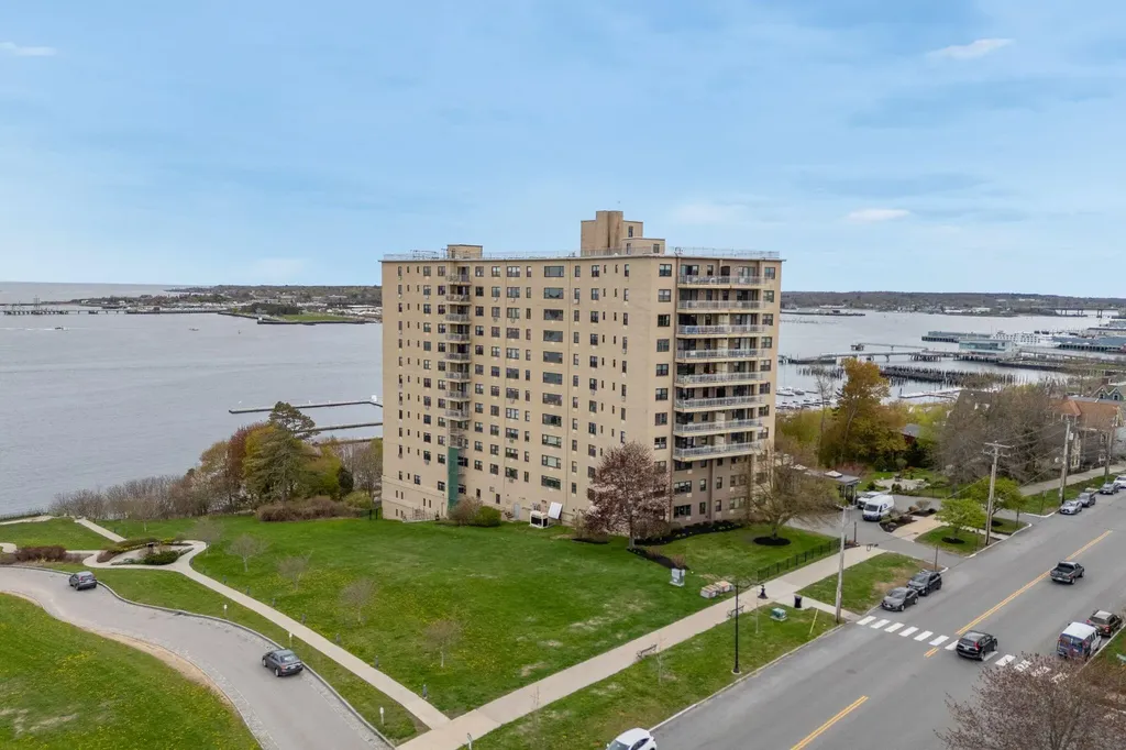 45 Eastern Promenade Portland ME 04101