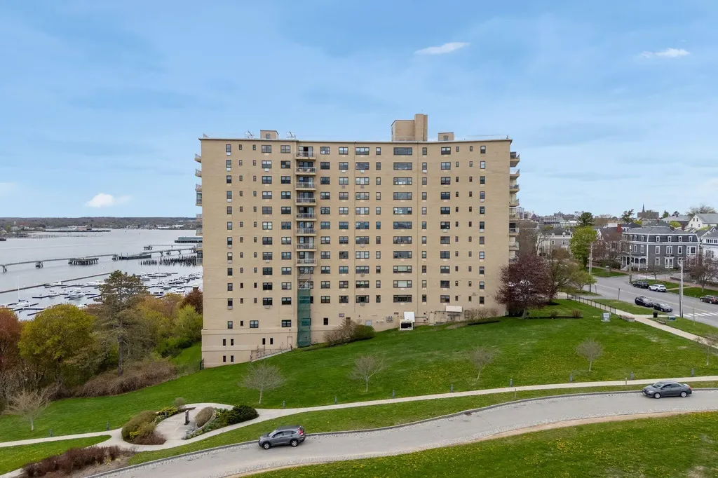 45 Eastern Promenade Portland ME 04101