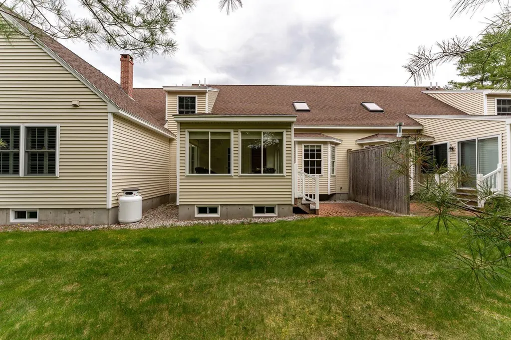 48 Signature Drive Brunswick ME 04011