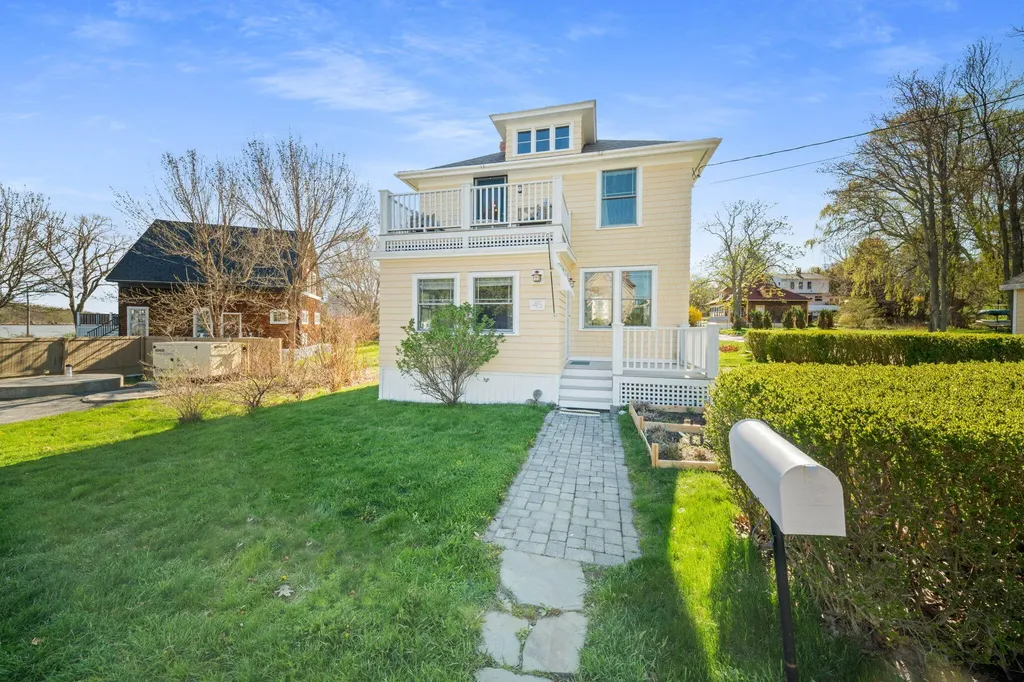 45 Centennial Street Portland ME 04108