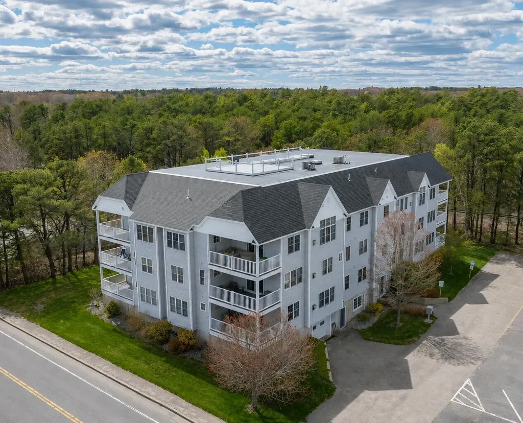 170 E Grand Avenue Old Orchard Beach ME 04064