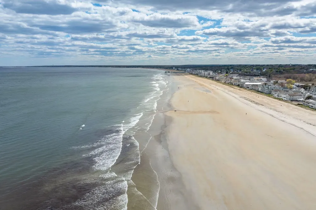 170 E Grand Avenue Old Orchard Beach ME 04064
