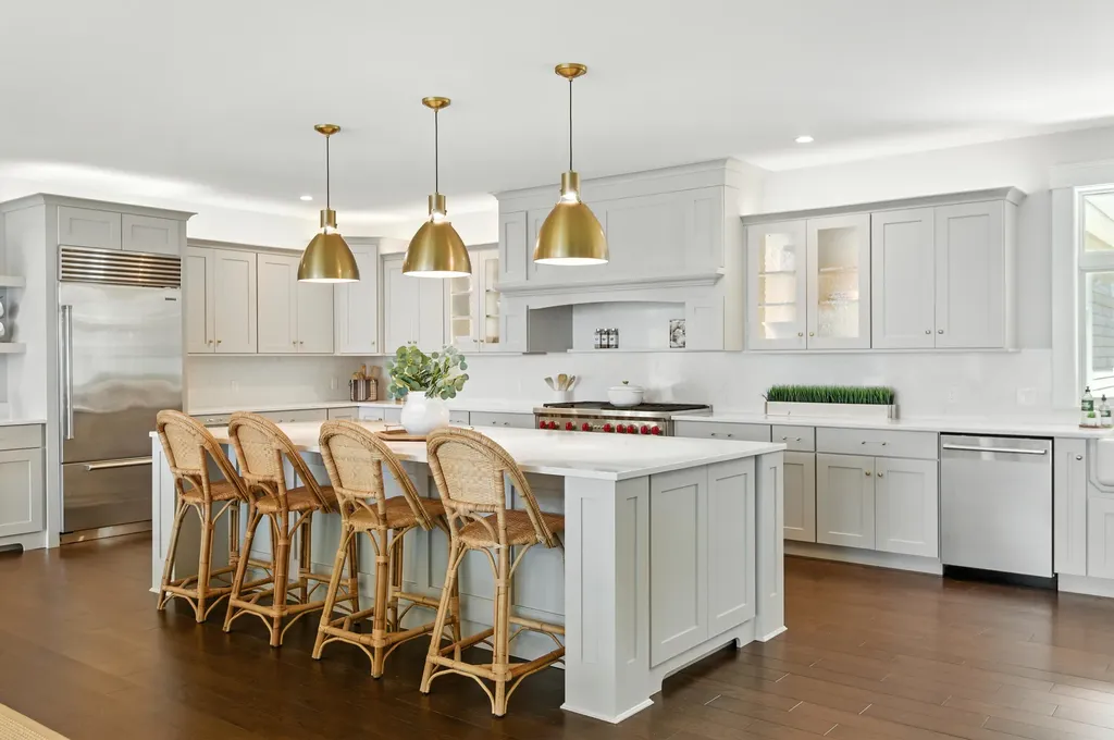 46 Windward Shore Road Raymond ME 04071
