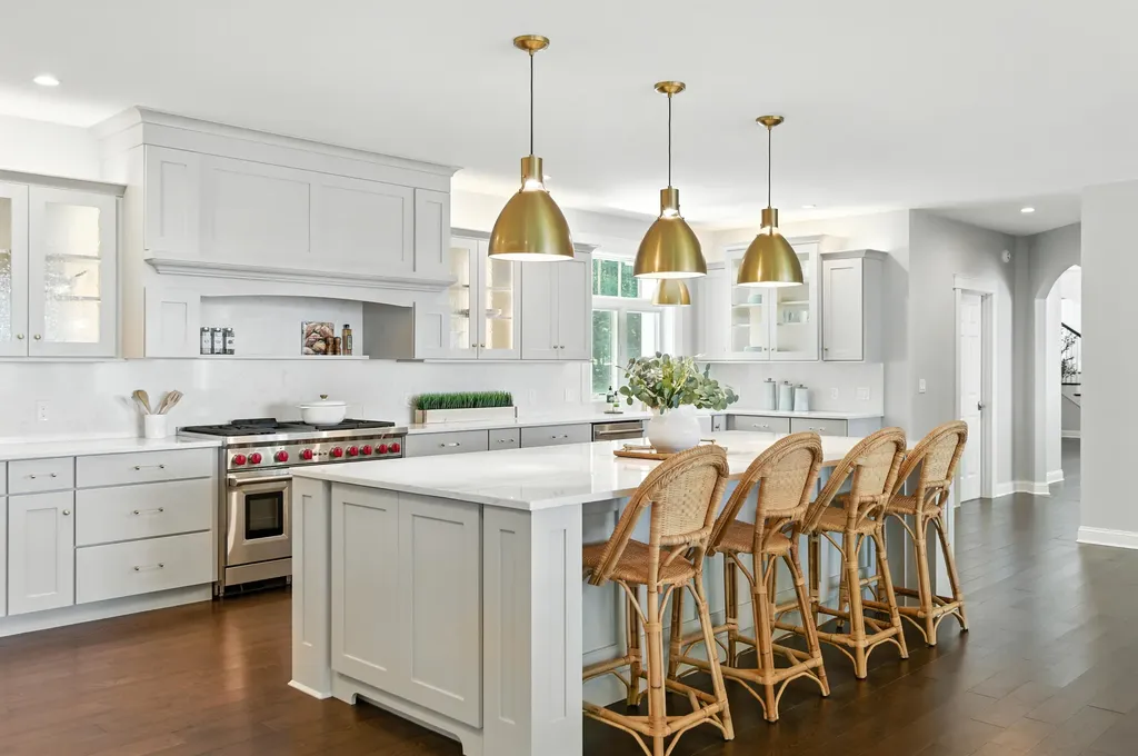46 Windward Shore Road Raymond ME 04071