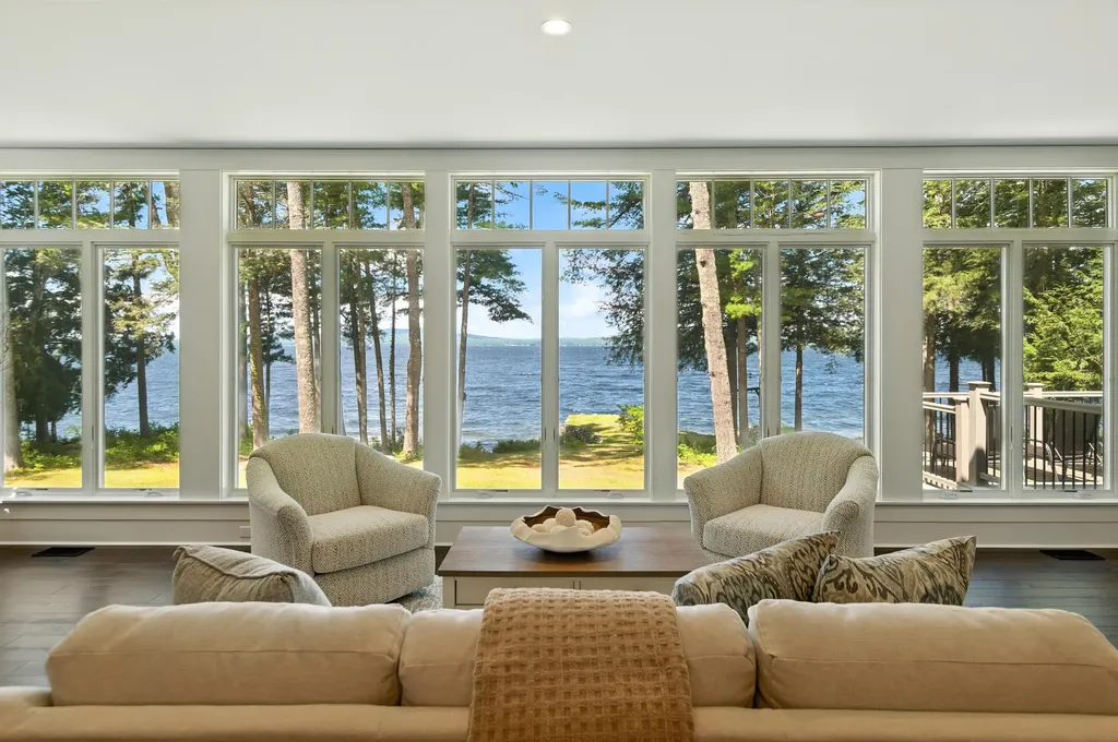 46 Windward Shore Road Raymond ME 04071