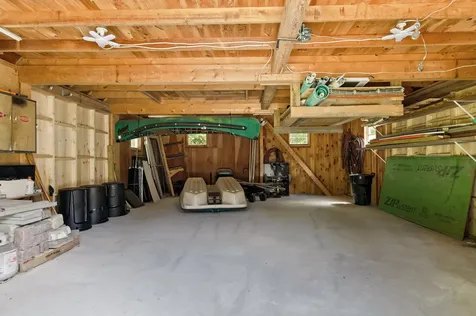 46 Windward Shore Road Raymond ME 04071
