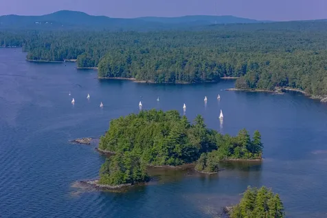 46 Windward Shore Road Raymond ME 04071