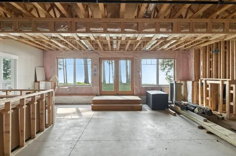 46 Windward Shore Road Raymond ME 04071