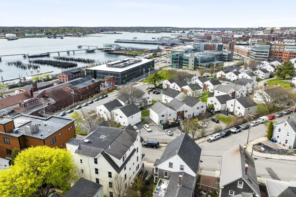 9 Waterville Street Portland ME 04101