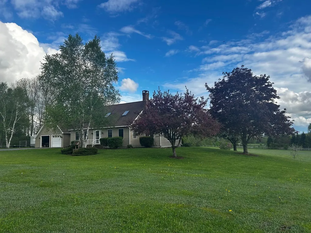 113 Stetson Road Newport ME 04953