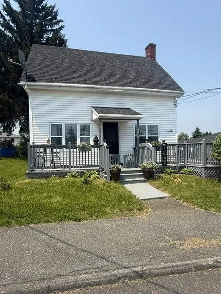 141 12th Avenue Madawaska ME 04756