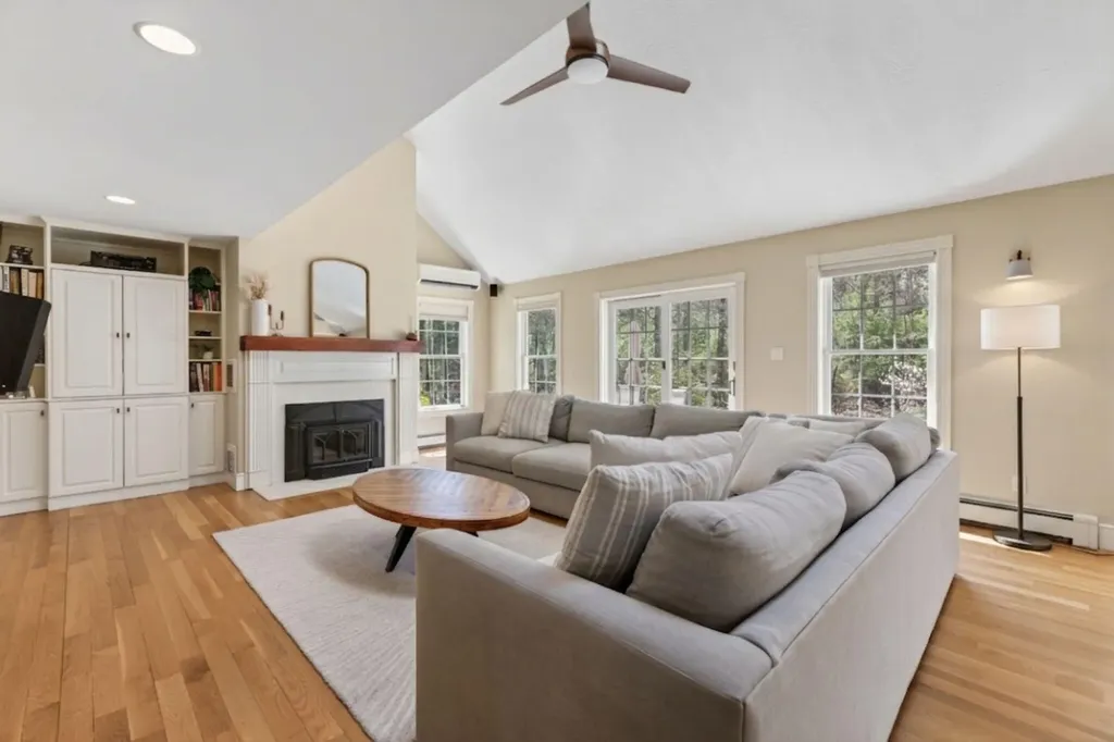80 Grandview Drive Belgrade ME 04917