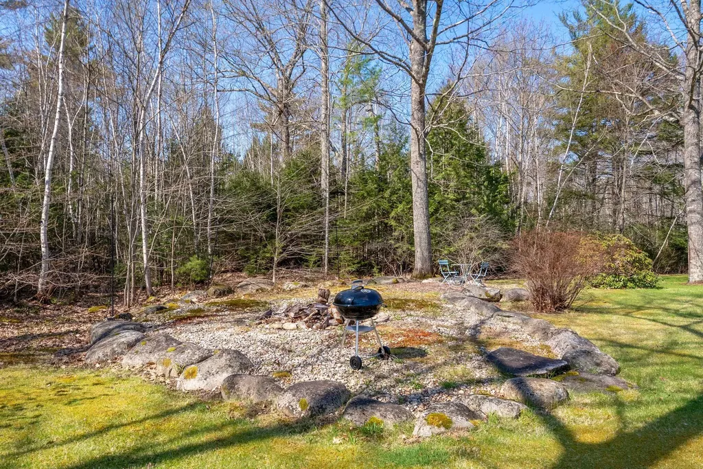 80 Grandview Drive Belgrade ME 04917