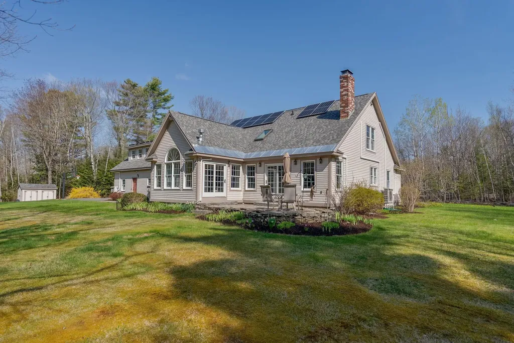 80 Grandview Drive Belgrade ME 04917