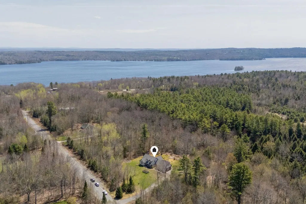 80 Grandview Drive Belgrade ME 04917