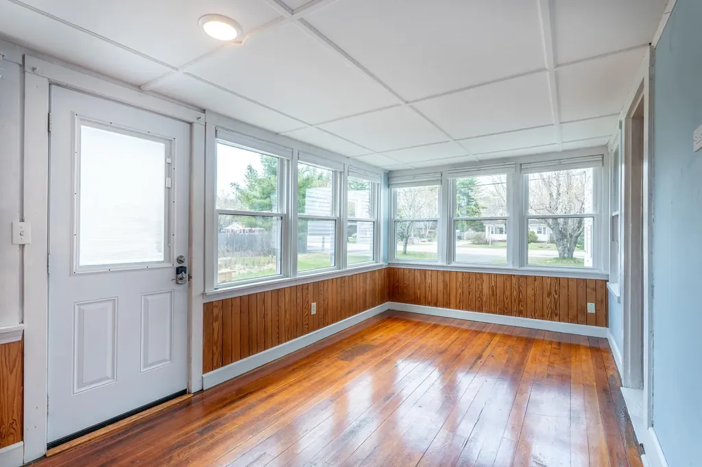 1105 Pequawket Trail Standish ME 04085