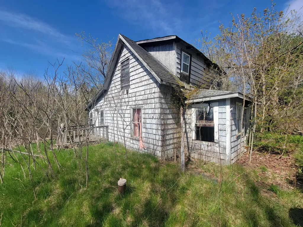 71 Rebel Hill Road Clifton ME 04428