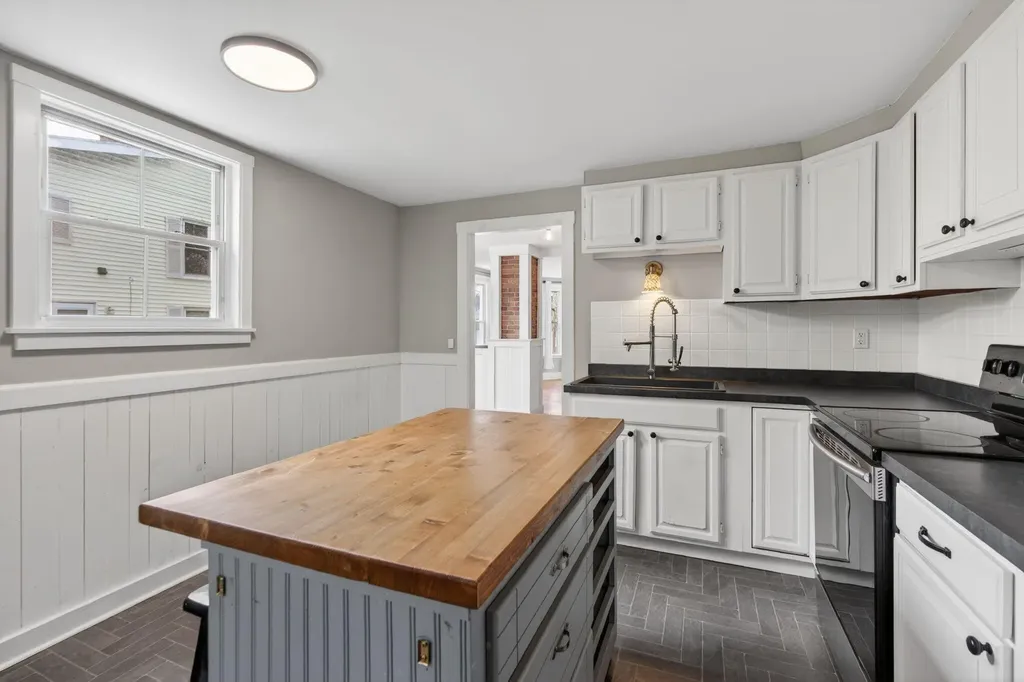 20 Giles Street Westbrook ME 04092